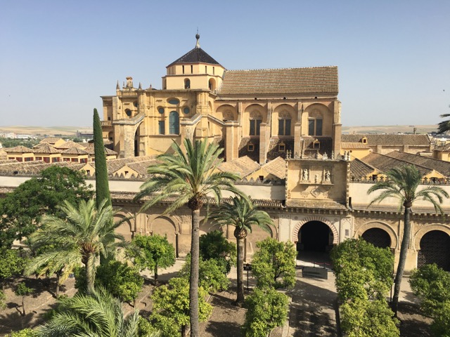 mezquita_aussen